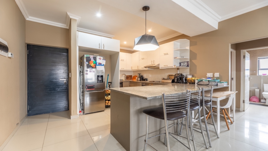 2 Bedroom Property for Sale in Parklands Western Cape